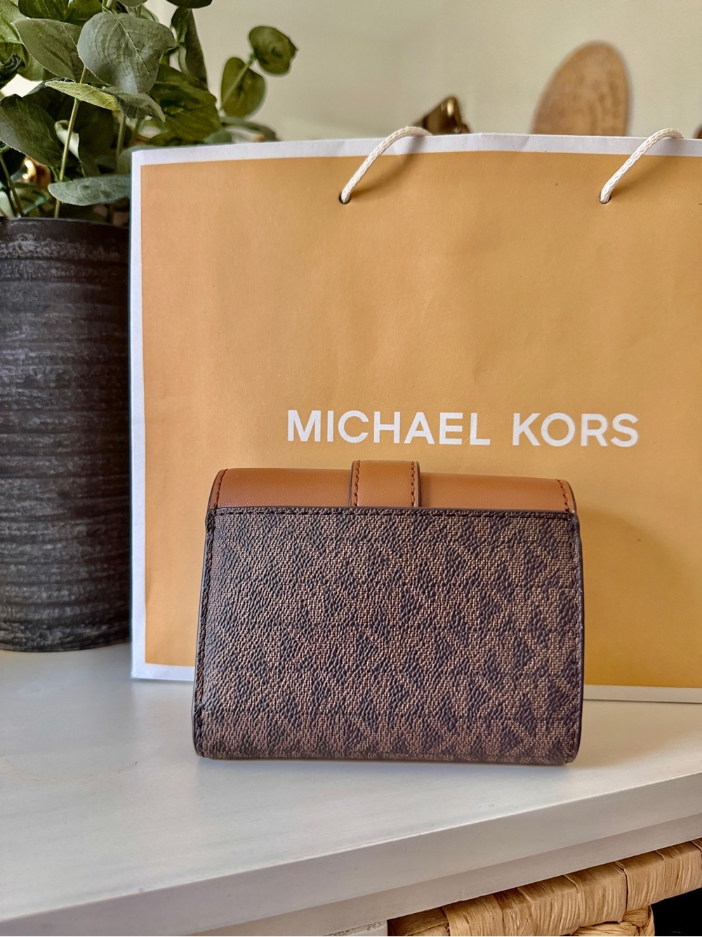 Michael Kors Brown and Tan MK Logo Compact Wallet - Picture 2 of 6